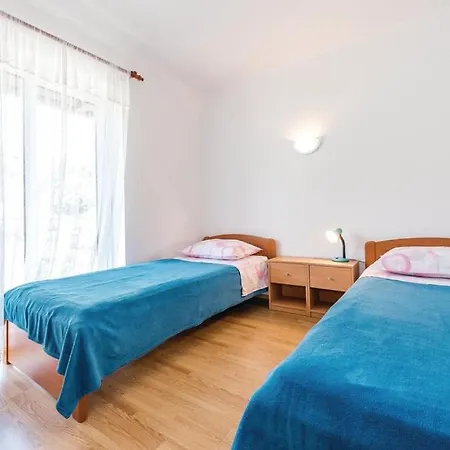 Apartment Ivan Raslina